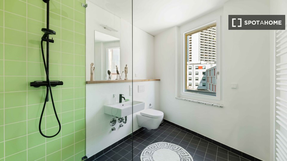 Double room Munich, 4 beds, 104m² — photo 14