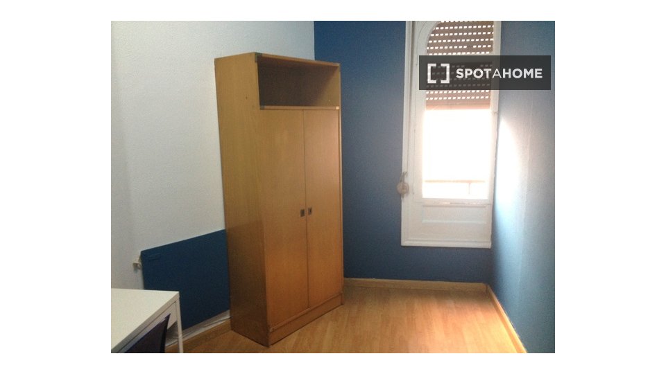 Double room Madrid, 6 beds — photo 5