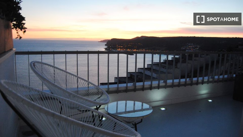 Apartment Lisbon, 1 bed — photo 9