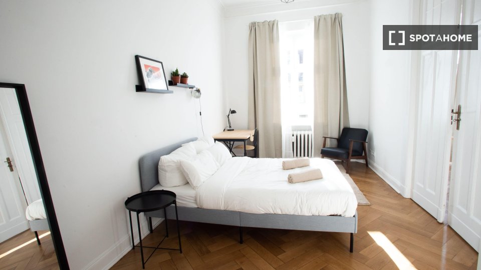 Double room Berlin, 4 beds, 111m² — photo 10