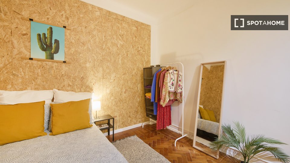 Double room Lisbon, 8 beds — photo 19
