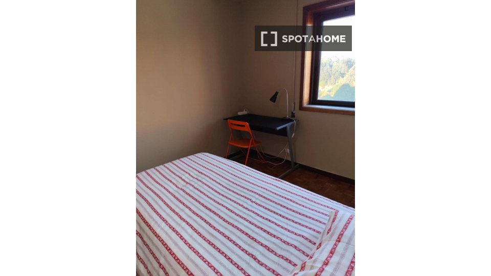 Double room Porto, 5 beds, 100m² — photo 11