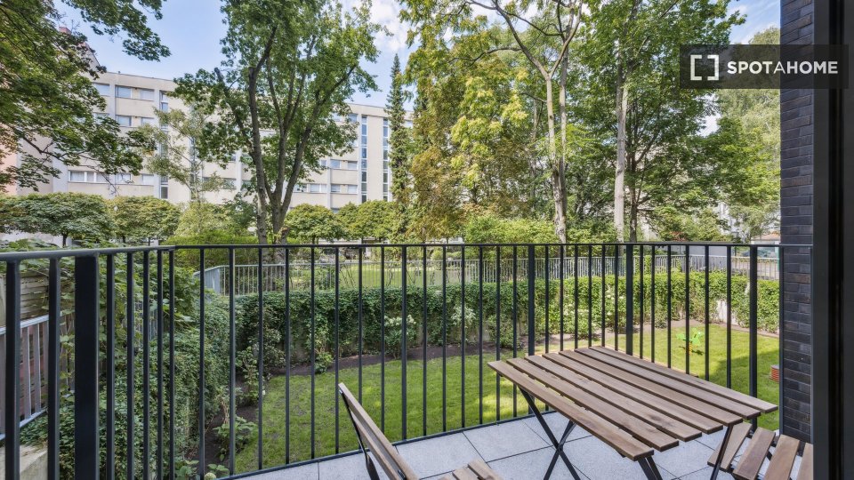 Double room Berlin, 3 beds, 60m² — photo 2