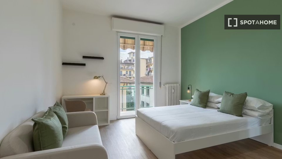 Stanza in appartamento condiviso in affitto a Firenze - à Florence