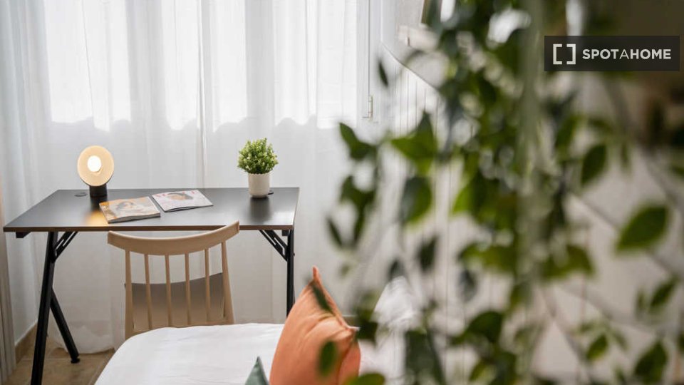Double room Madrid, 25 beds — photo 22