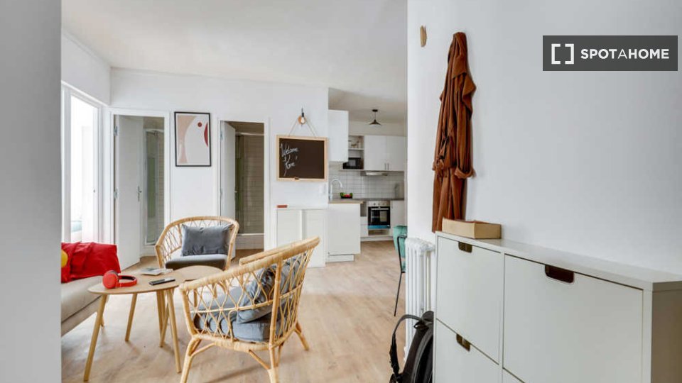 Double room Paris, 5 beds, 130m² — photo 4