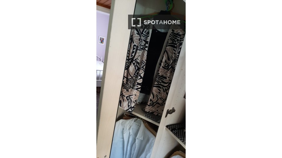 Double room Barcelona, 2 beds, 65m² — photo 7