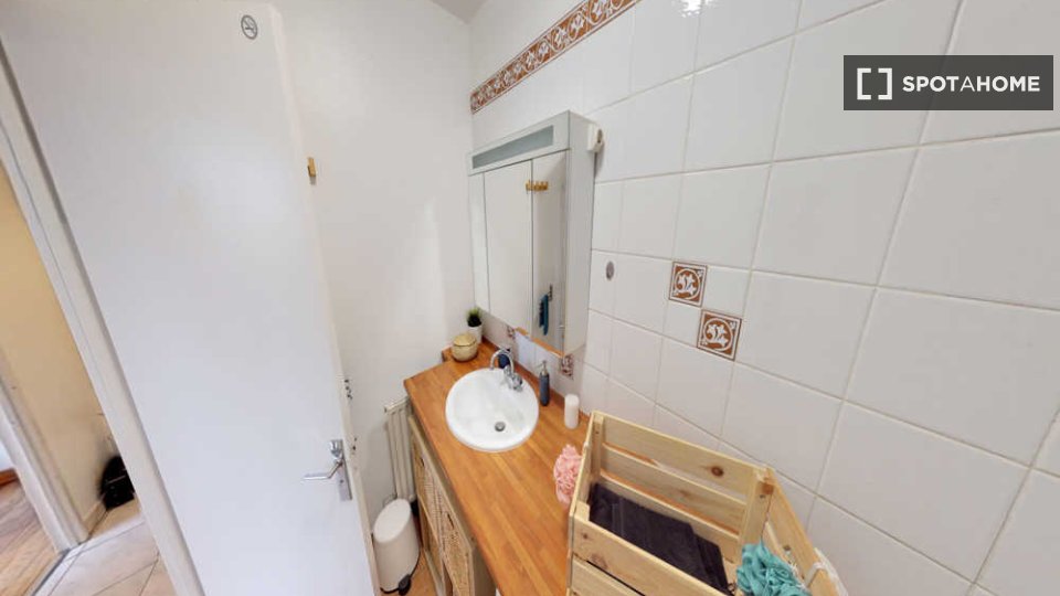 Double room Lille, 4 beds, 70m² — photo 4