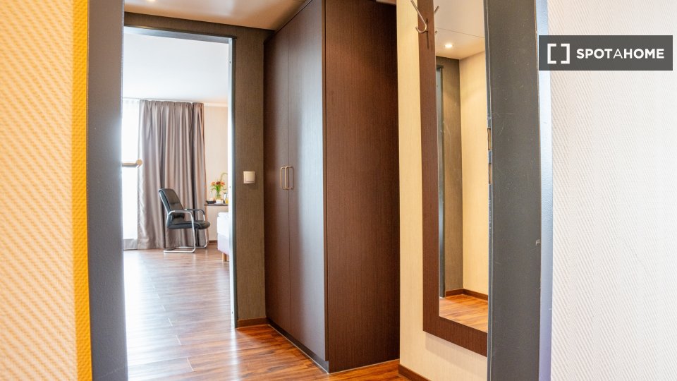 Apartment mono Frankfurt, 24m² — photo 4