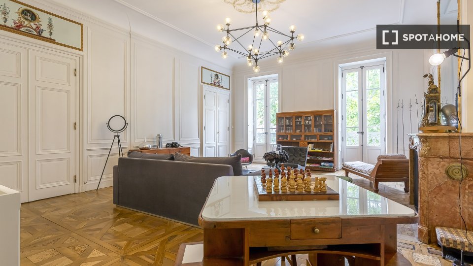 Apartment Lyon, 3 beds, 245m² — photo 19