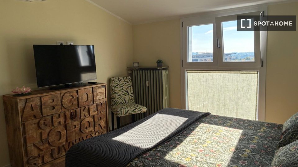 Double room Milan, 3 beds — photo 10