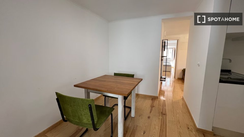 Apartment Lisbon, 2 beds — photo 9