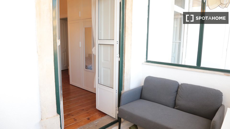 Double room Lisbon, 6 beds — photo 4