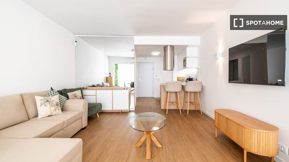Apartment Lisbon, 1 bed — photo 10