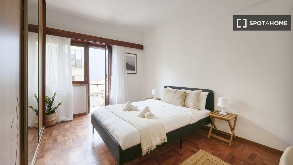 Double room Lisbon, 4 beds — photo 4