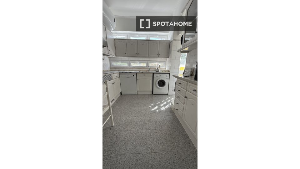Double room Lisbon, 7 beds, 150m² — photo 3