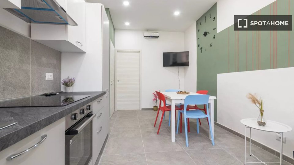 Apartment Turin, 1 bed — photo 1