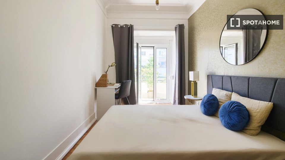 Double room Lisbon, 6 beds — photo 2