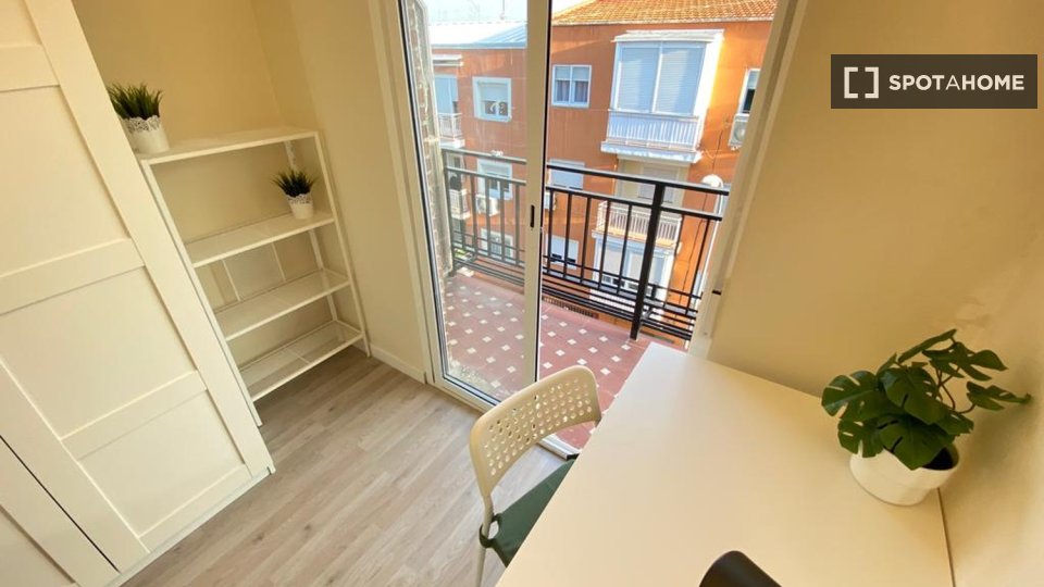 Chambre double Madrid, 3 chambres — photo 19