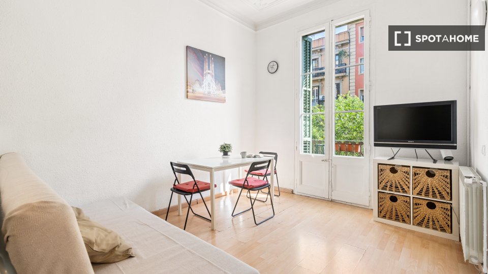 Apartment Barcelona, 5 beds, 120m² — photo 11