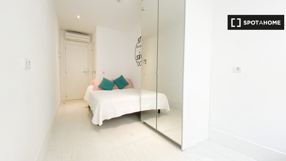 Apartment Madrid, 1 bed — photo 19