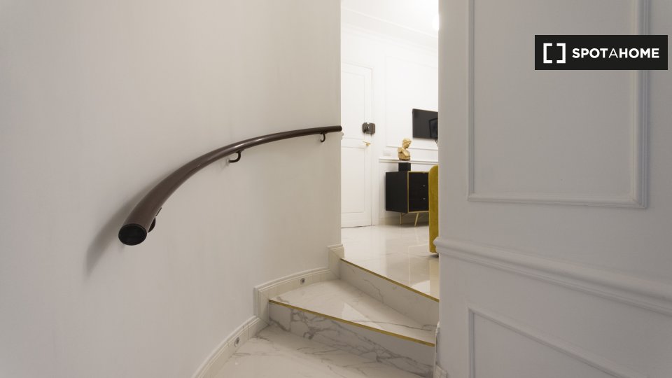 Apartment Milan, 2 beds, 62m² — photo 13