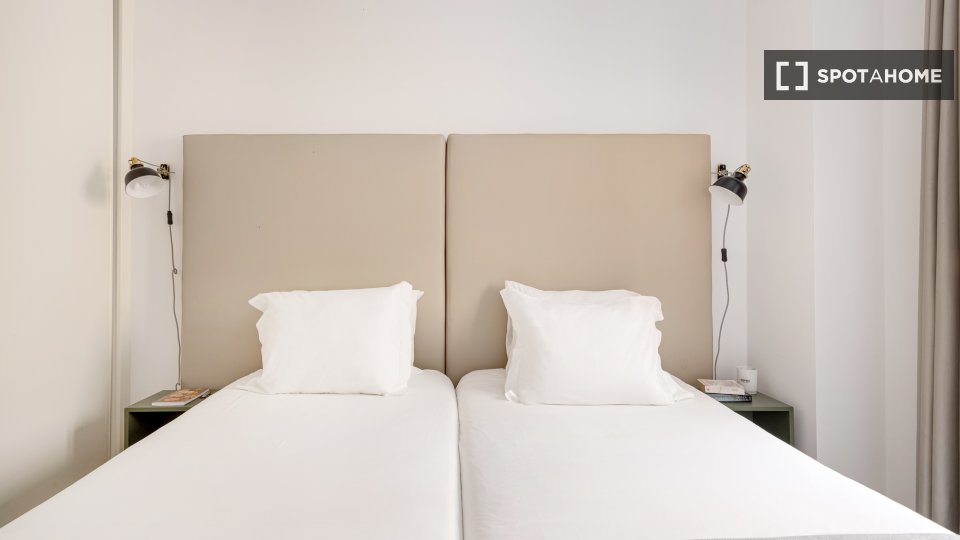 Apartment Lisbon, 3 beds — photo 8