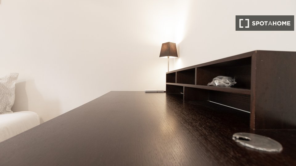 Apartment Lisbon, 2 beds — photo 31