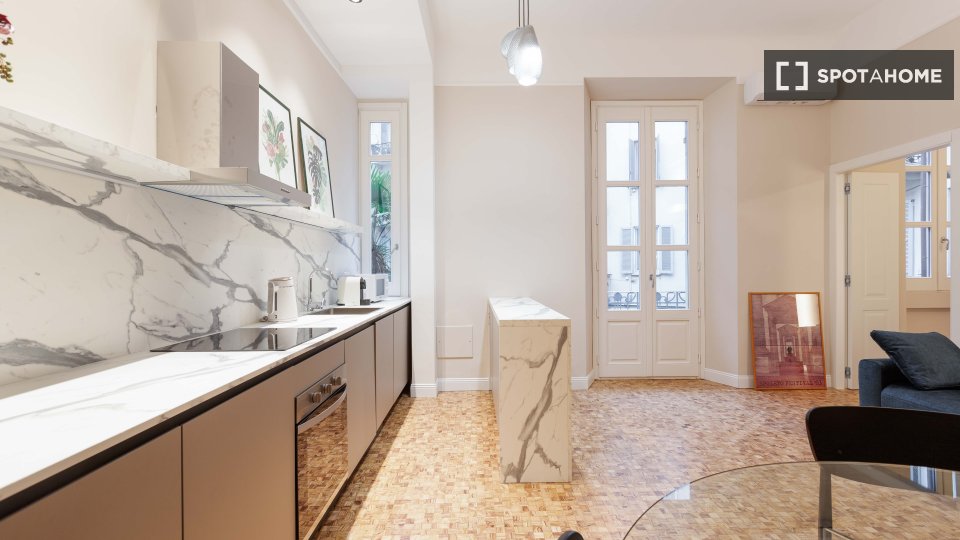 Apartment Milan, 1 bed, 70m² — photo 16