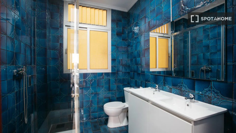 Double room Valencia, 5 beds — photo 4