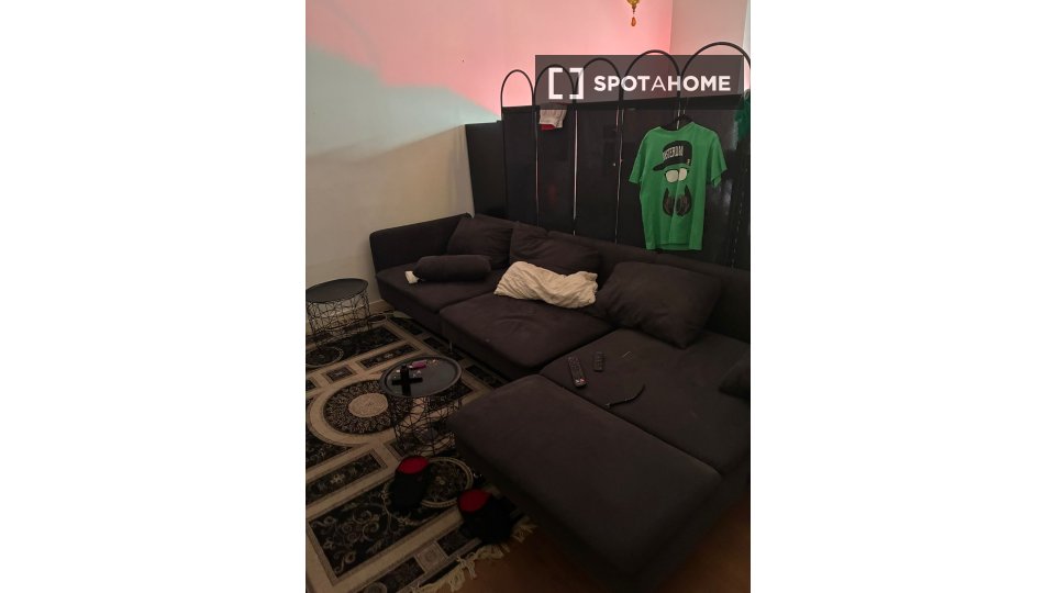 Double room Berlin, 2 beds, 42m² — photo 17