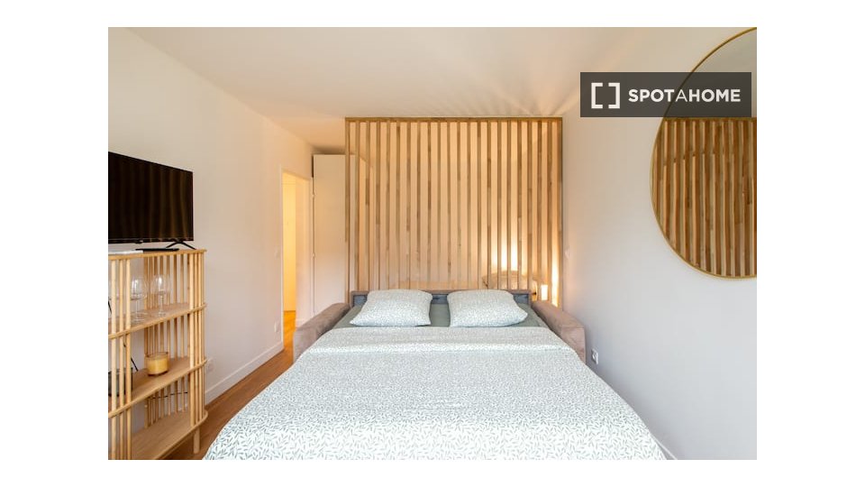 Apartment Paris, 1 bed — photo 2