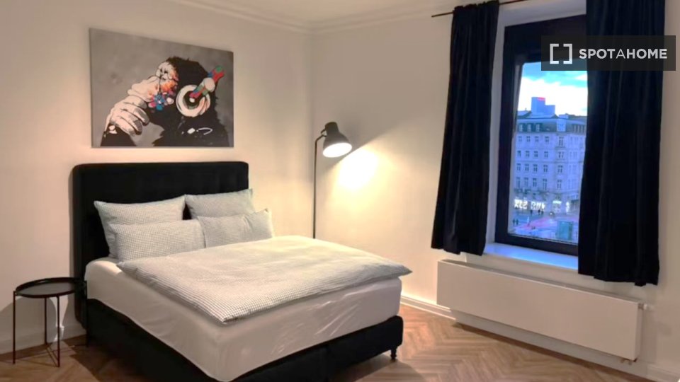 Double room Frankfurt, 3 beds, 70m² — photo 17