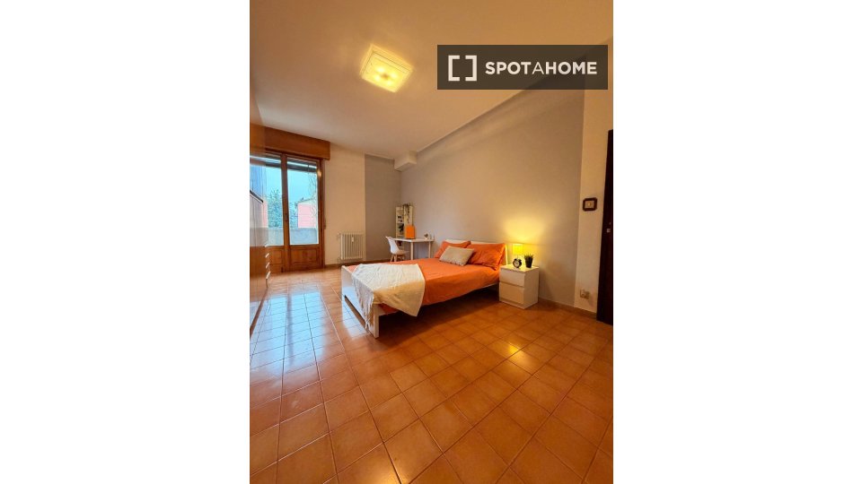 Double room Bologna, 4 beds — photo 22