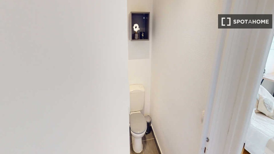 Double room Paris, 4 beds, 80m² — photo 14