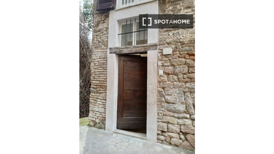 Double room Perugia, 3 beds — photo 16