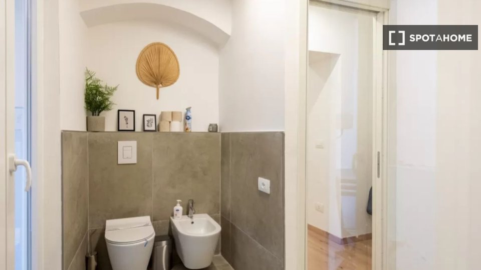 Apartment Genoa, 2 beds — photo 11