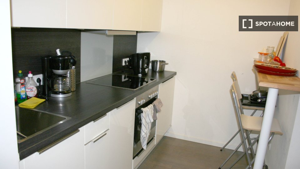 Double room Berlin, 4 beds, 49m² — photo 12