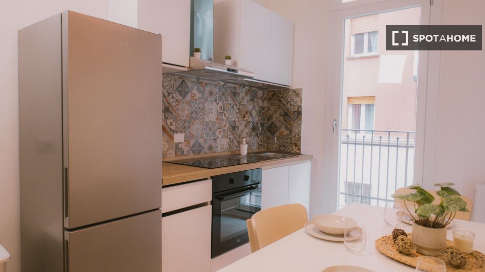 Double room Bologna, 3 beds — photo 1