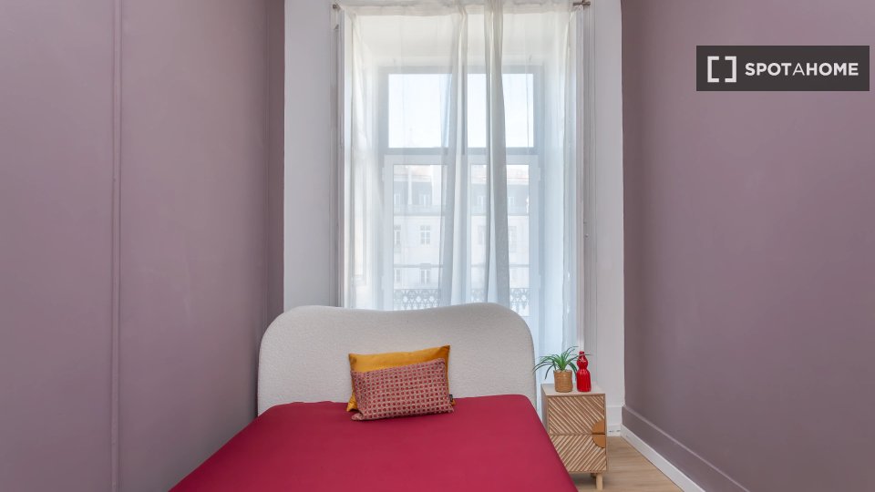 Double room Lisbon, 8 beds — photo 13