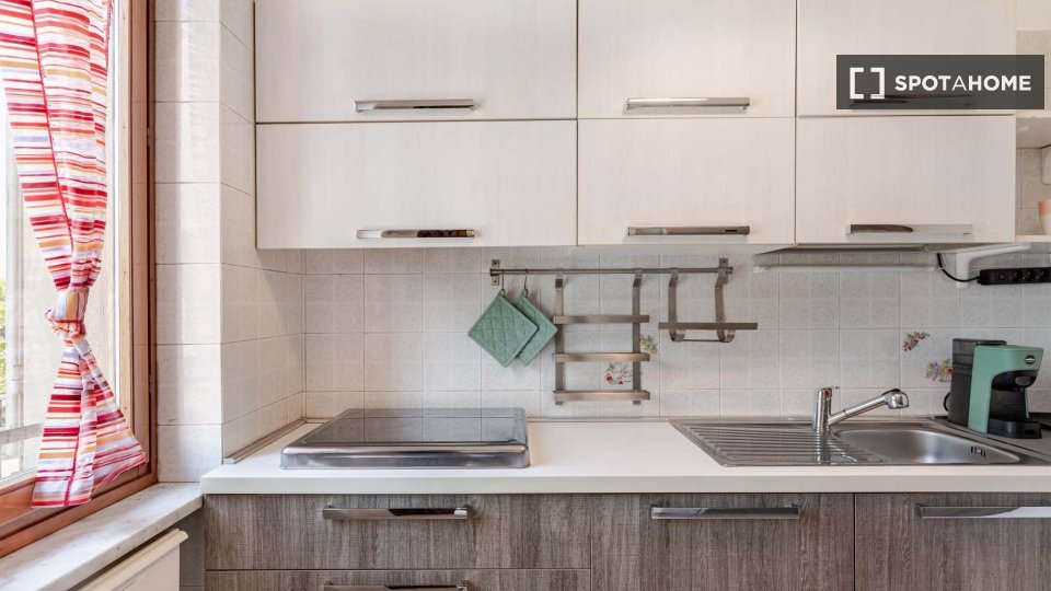 Apartment Turin, 1 bed, 75m² — photo 2