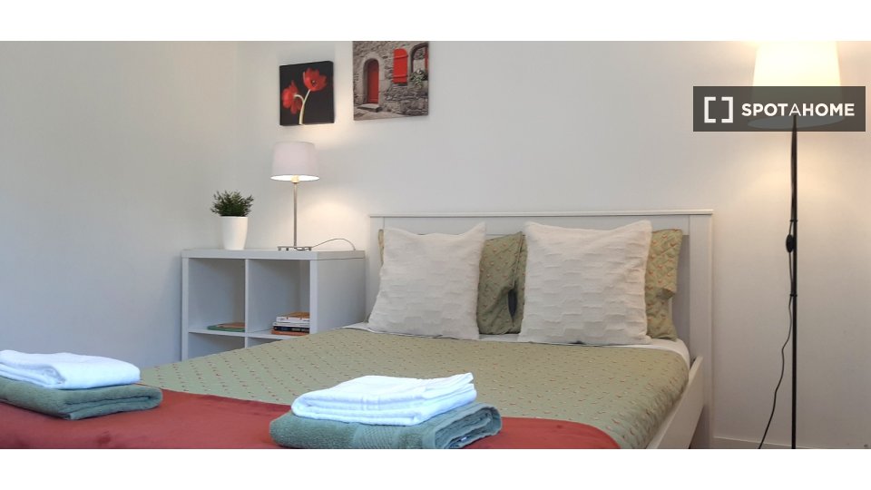 Double room Lisbon, 4 beds, 100m² — photo 60