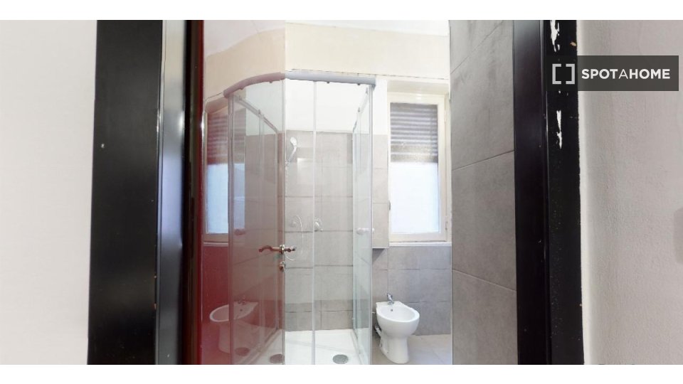 Double room Milan, 8 beds, 200m² — photo 14