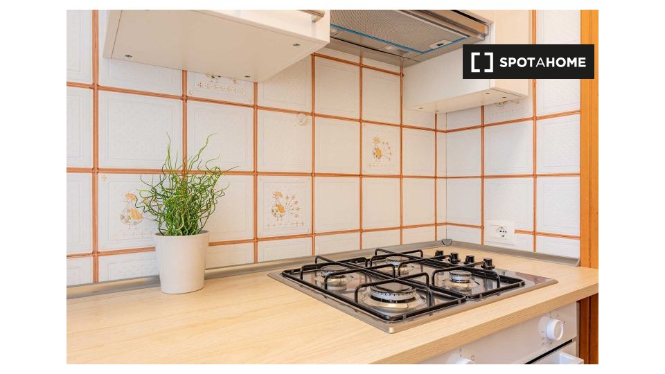 Double room Milan, 3 beds, 70m² — photo 18