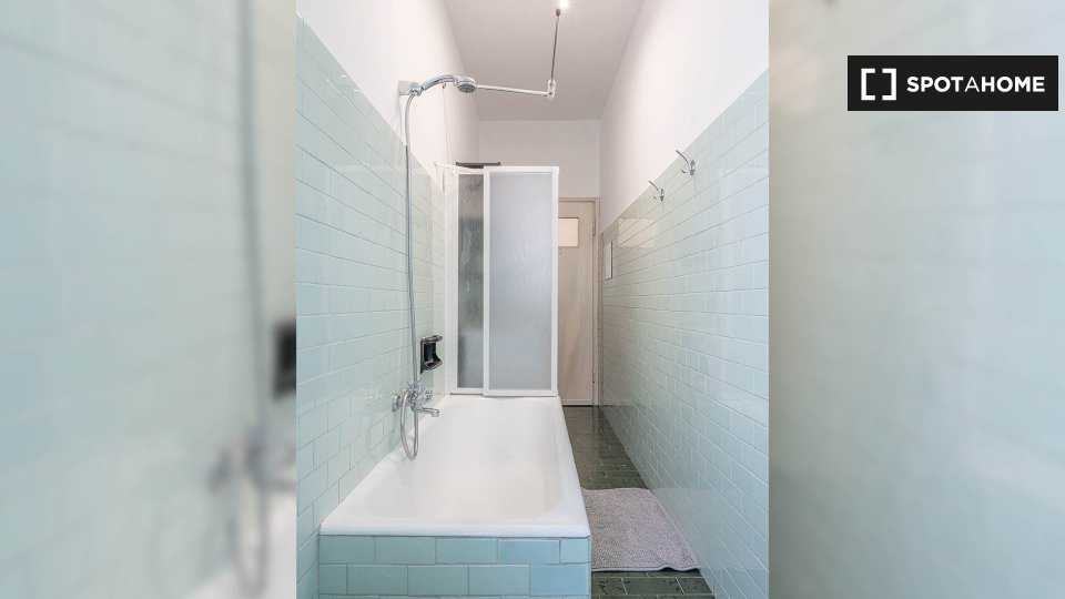 Double room Milan, 4 beds, 90m² — photo 6