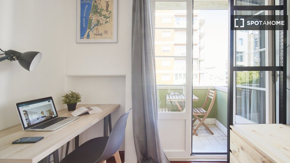 Double room Lisbon, 7 beds, 200m² — photo 19