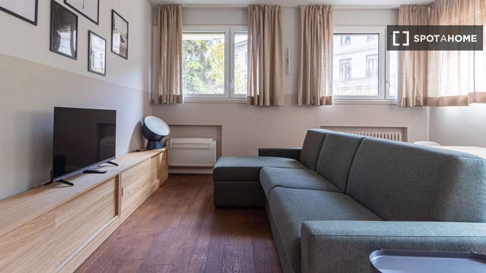 Apartment Milan, 2 beds, 70m² — photo 6