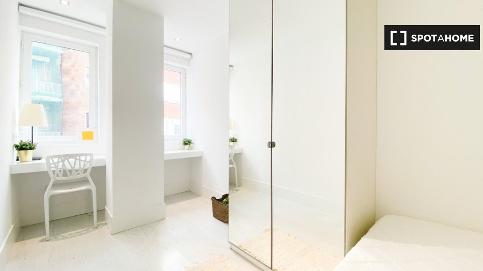 Apartment Madrid, 1 bed — photo 9