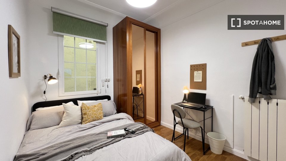Double room Madrid, 6 beds — photo 12