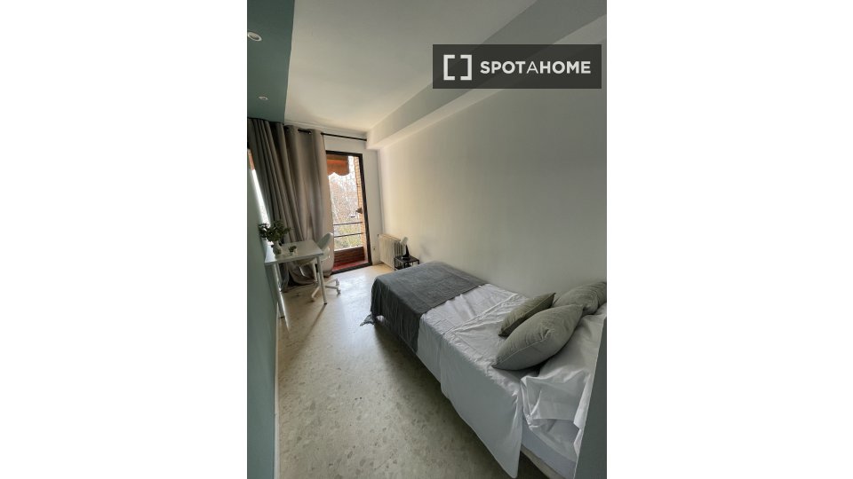 Double room Seville, 8 beds, 180m² — photo 30